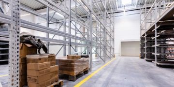 Aus welchem Material sollte eine Lagerhalle gebaut werden?