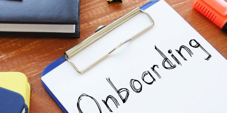 Onboarding 1x1: Wie Sie neue Mitarbeiter wirkungsvoll willkommen heißen