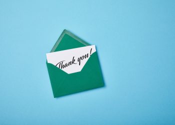 Binden Sie Ihre Kunden ein: Individuelle Postkarten für eine effektive Geschäftskommunikation