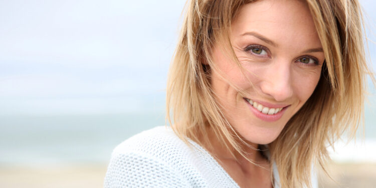 Die Single-Gesellschaft als Konsumziel: Wie Werbung, Medien und Produkte auf Alleinlebende zugeschnitten werden