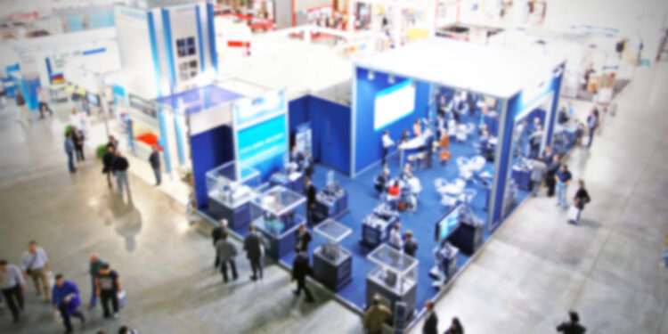 Die unterschätzte Wirtschaftsmacht: So entscheidend sind Fachmessen für die Branchenentwicklung in Deutschland und Österreich