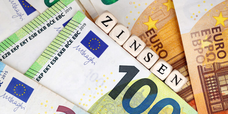 Tagesgeld oder Festgeld: Welche Sparform passt zu welchem Ziel?