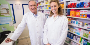 Worauf Inhaber bei der Suche nach dem richtigen Apothekenberater achten sollten